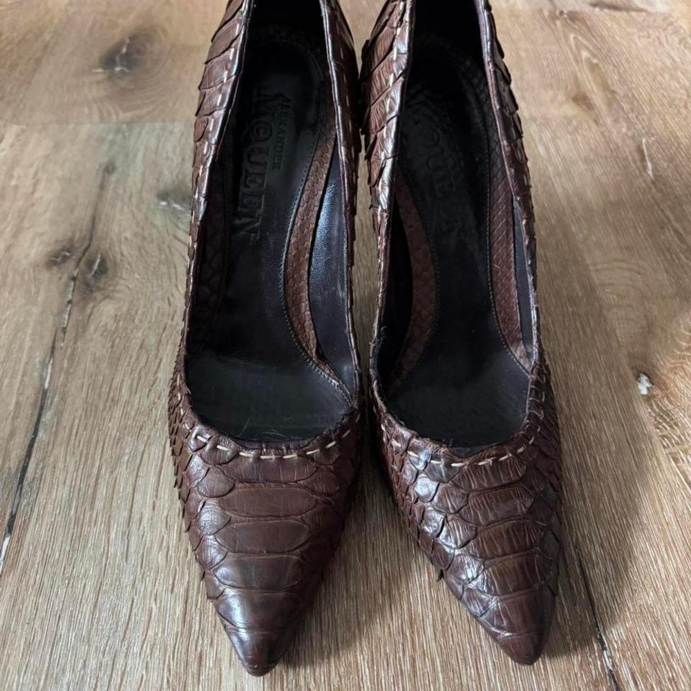 Alexander Mcqueen Brown Python Leather Pointed To… - image 3